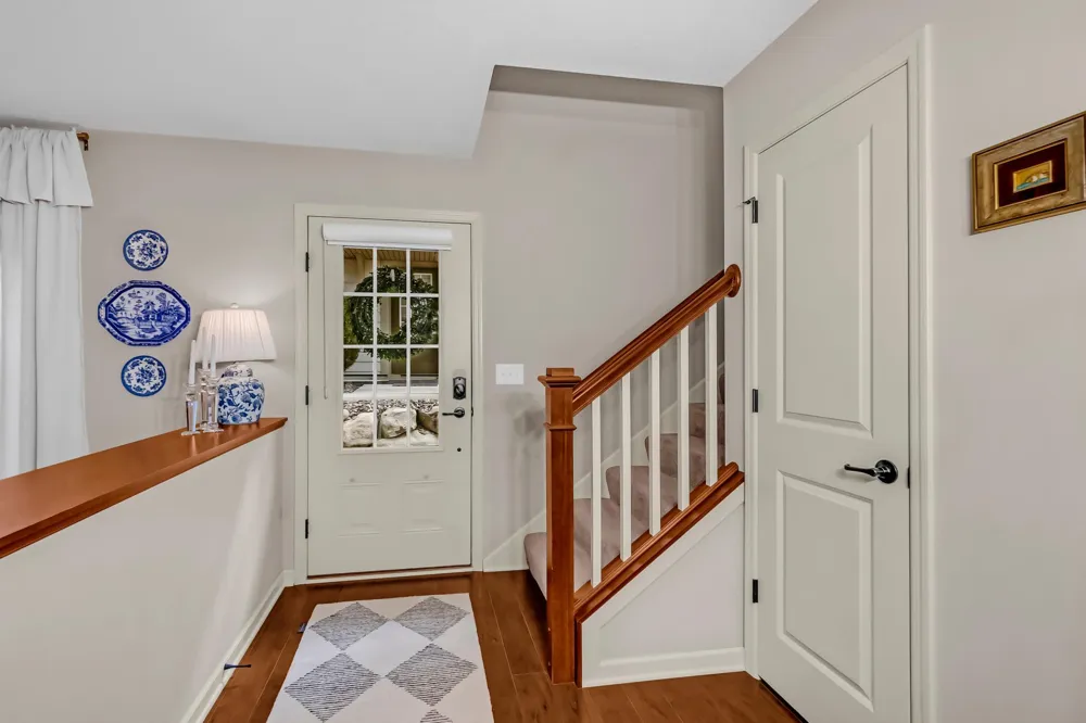 3976 Cedar Grove Lane Eagan, MN 55122