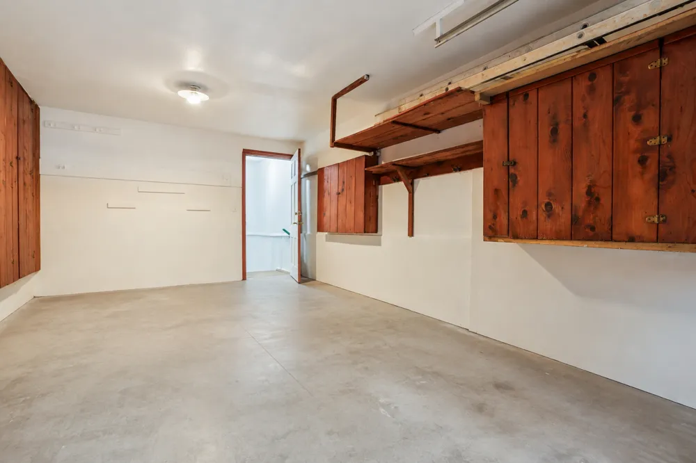 1393 Keston Street Saint Paul, MN 55108