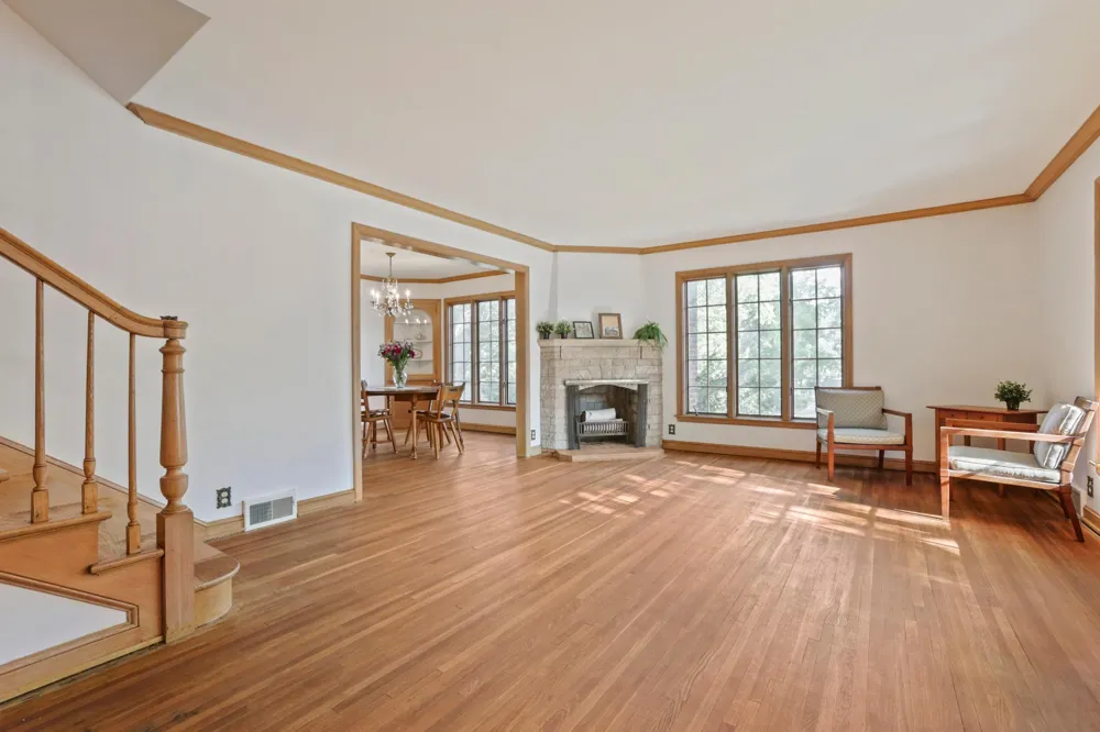 1393 Keston Street Saint Paul, MN 55108