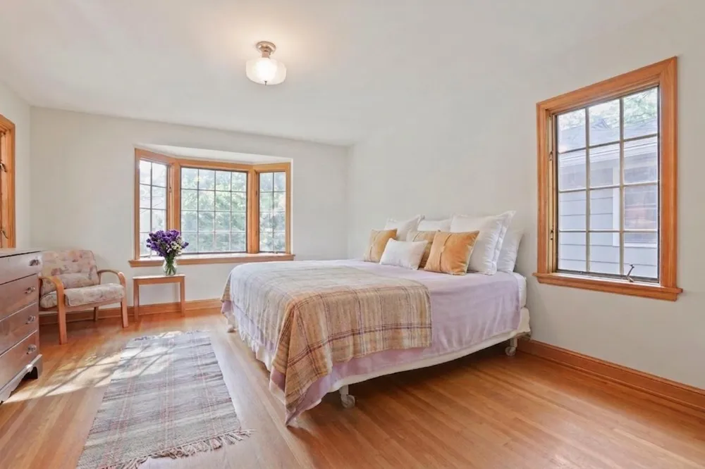 1393 Keston Street Saint Paul, MN 55108