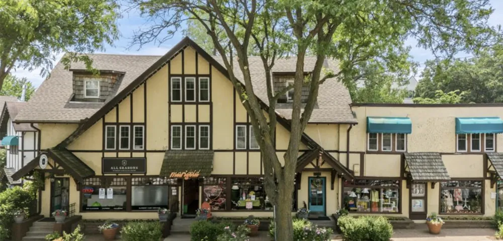 1393 Keston Street Saint Paul, MN 55108