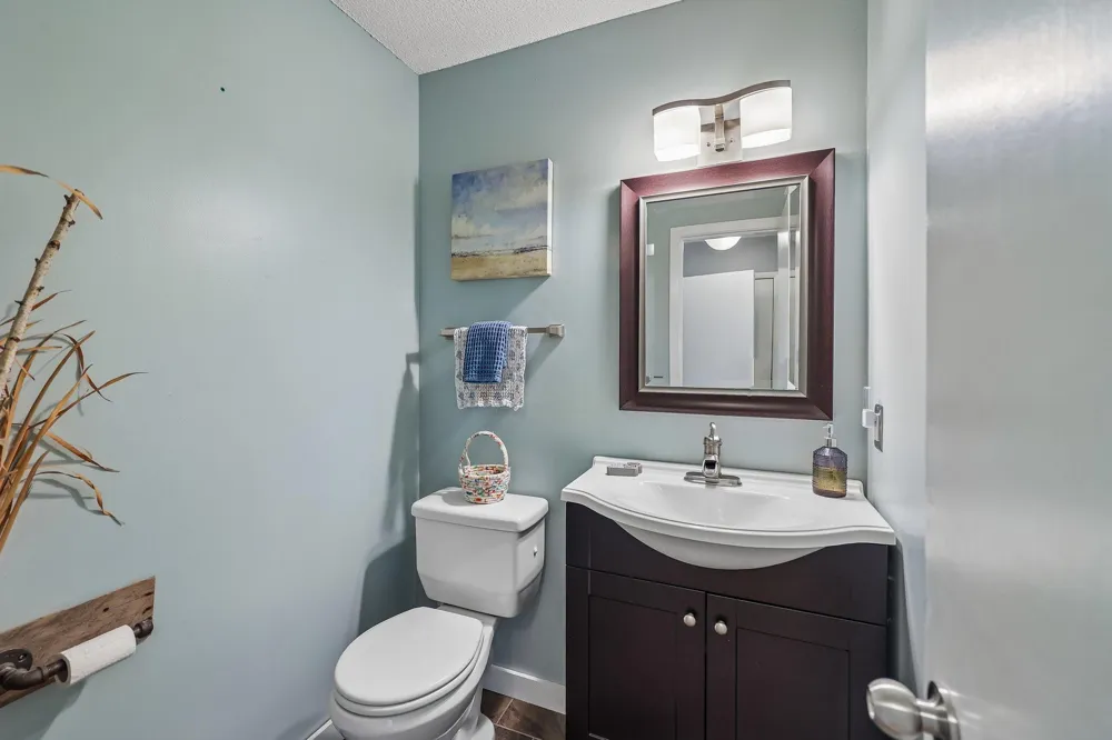 4128 New York Avenue Eagan, MN 55123