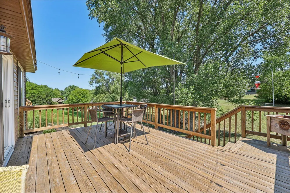 4128 New York Avenue Eagan, MN 55123
