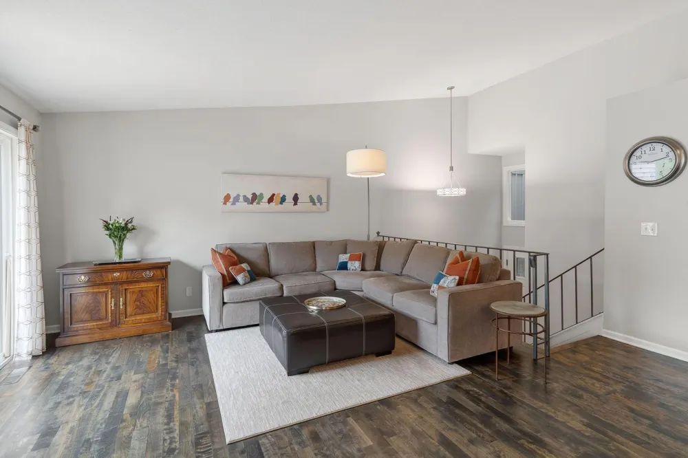 6304 Falcon Court Edina, MN 55436