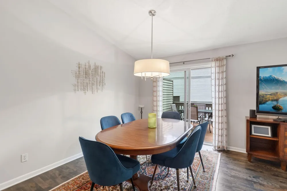 6304 Falcon Court Edina, MN 55436