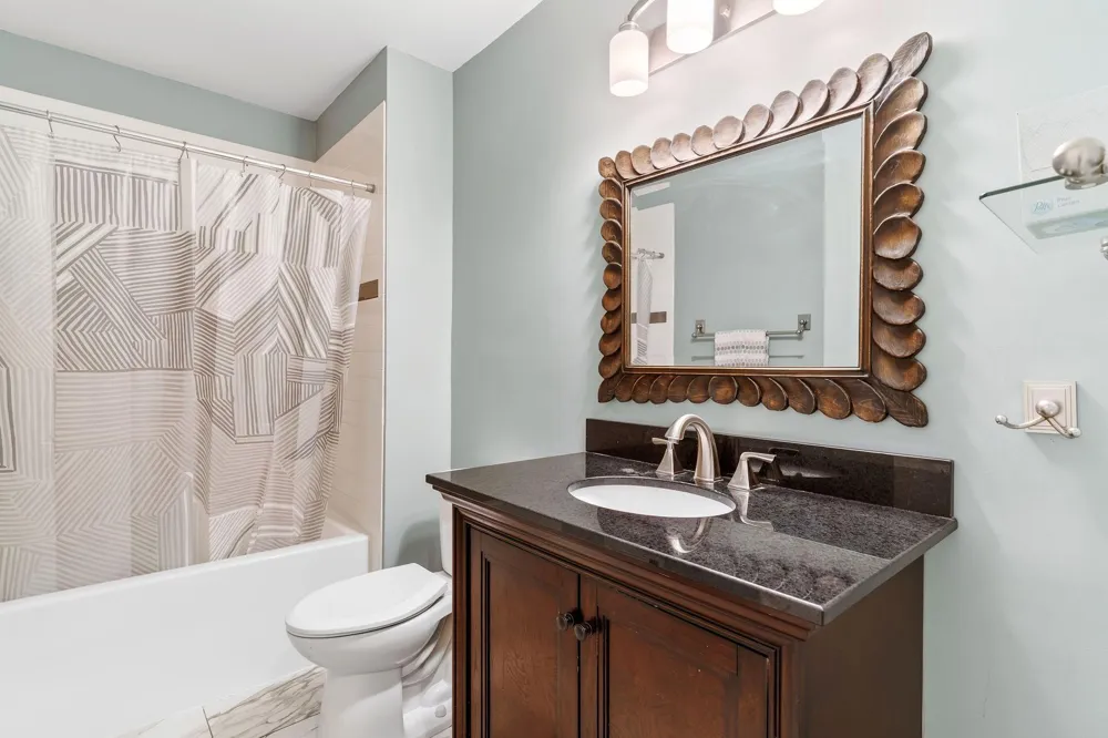 6304 Falcon Court Edina, MN 55436