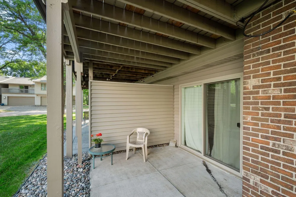 6304 Falcon Court Edina, MN 55436