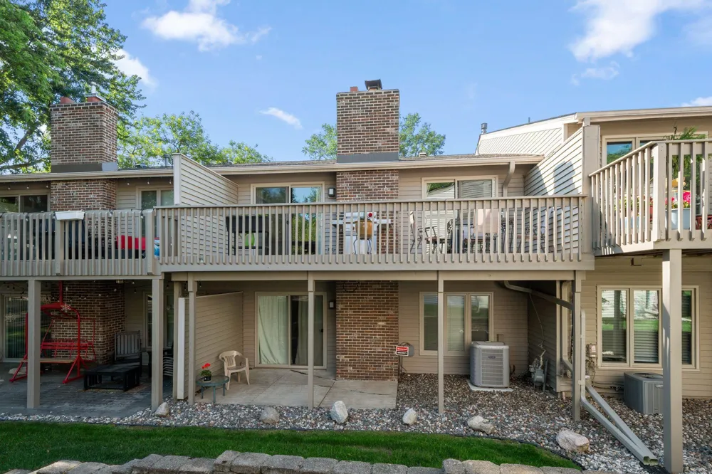 6304 Falcon Court Edina, MN 55436