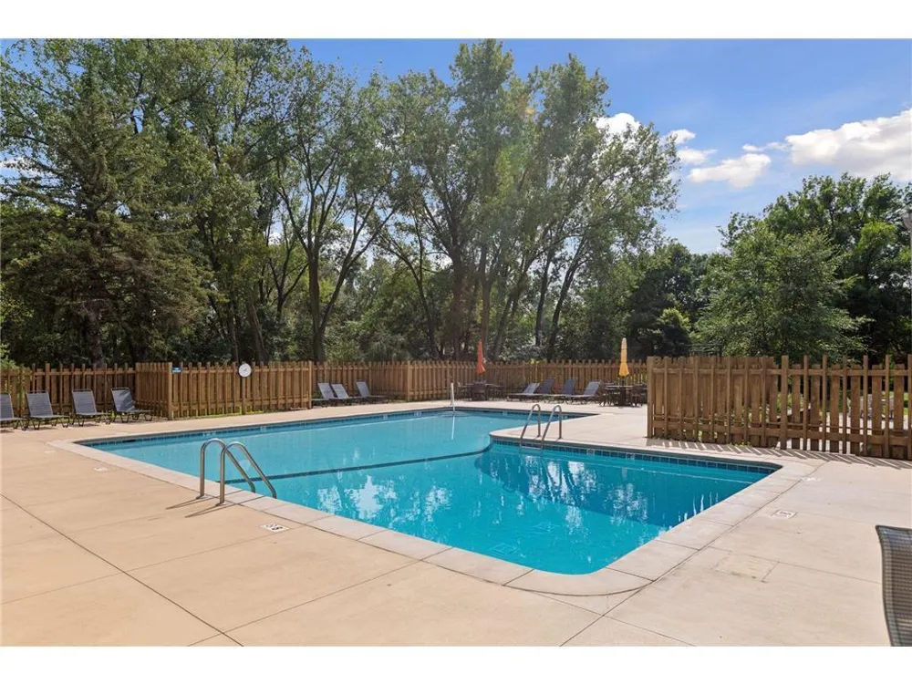 6304 Falcon Court Edina, MN 55436