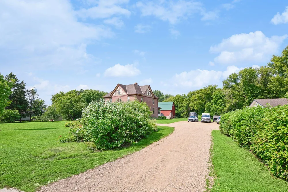 510 Jacob Street Hamburg, MN 55339