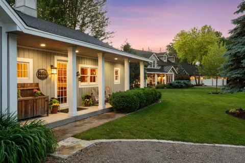 355 Stubbs Bay Road