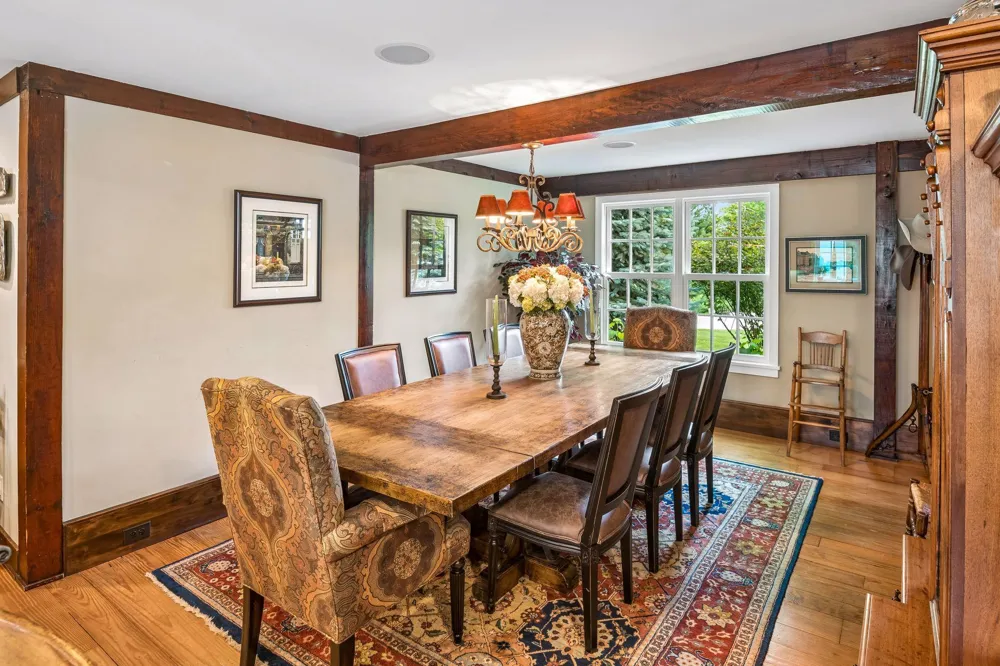 355 Stubbs Bay Road Orono, MN 55356