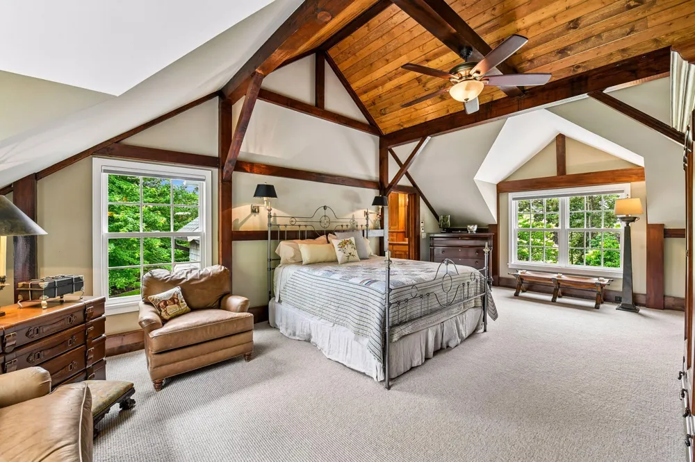 355 Stubbs Bay Road Orono, MN 55356