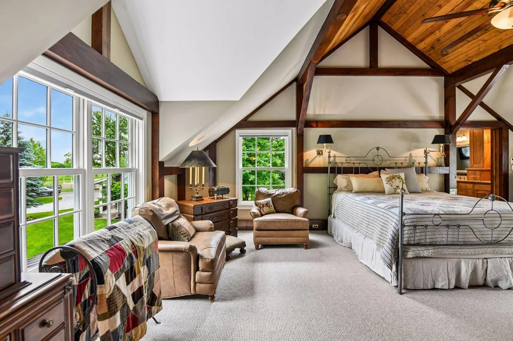 355 Stubbs Bay Road Orono, MN 55356