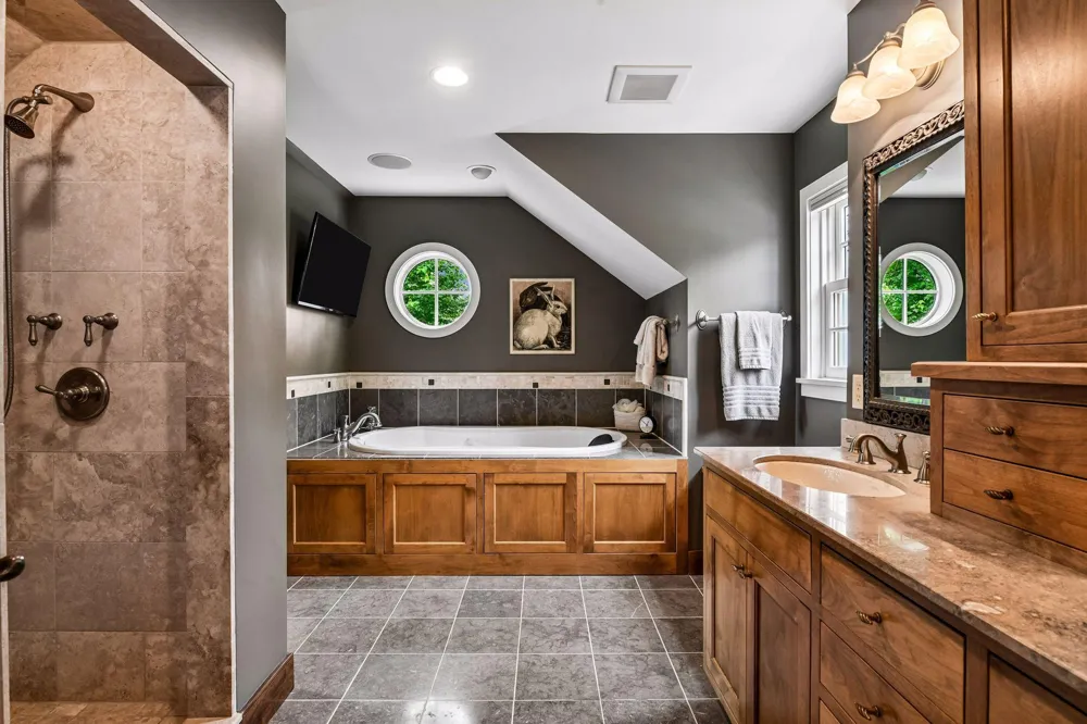 355 Stubbs Bay Road Orono, MN 55356