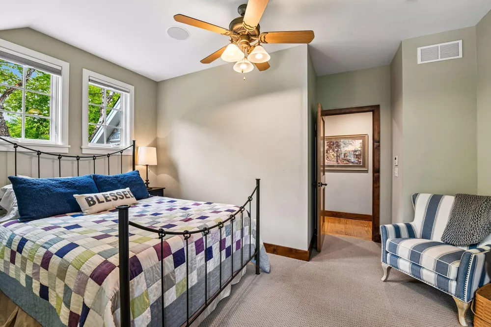 355 Stubbs Bay Road Orono, MN 55356