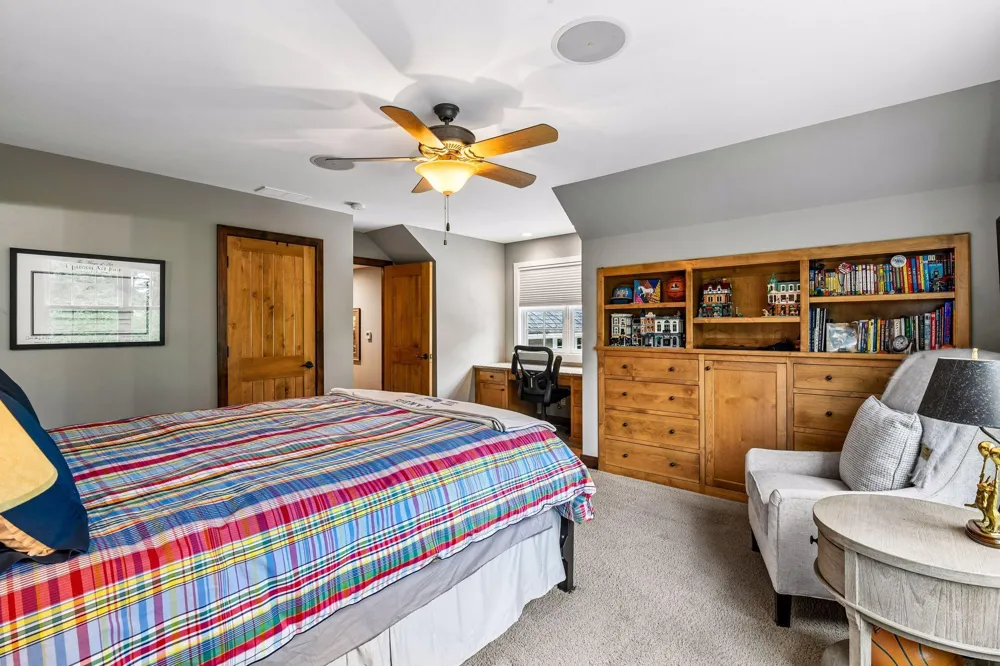 355 Stubbs Bay Road Orono, MN 55356