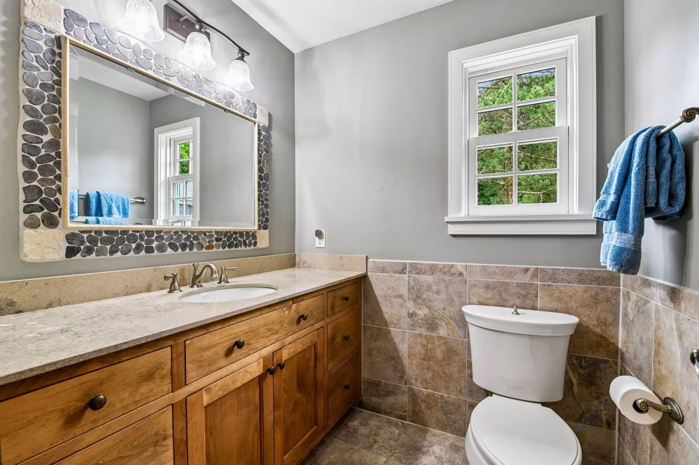 355 Stubbs Bay Road Orono, MN 55356