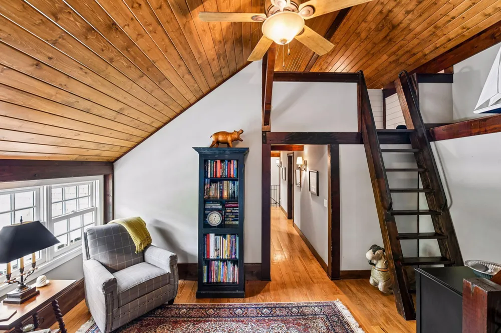 355 Stubbs Bay Road Orono, MN 55356