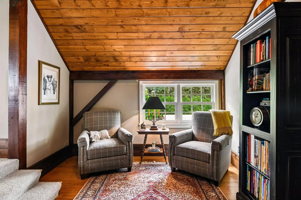355 Stubbs Bay Road Orono, MN 55356