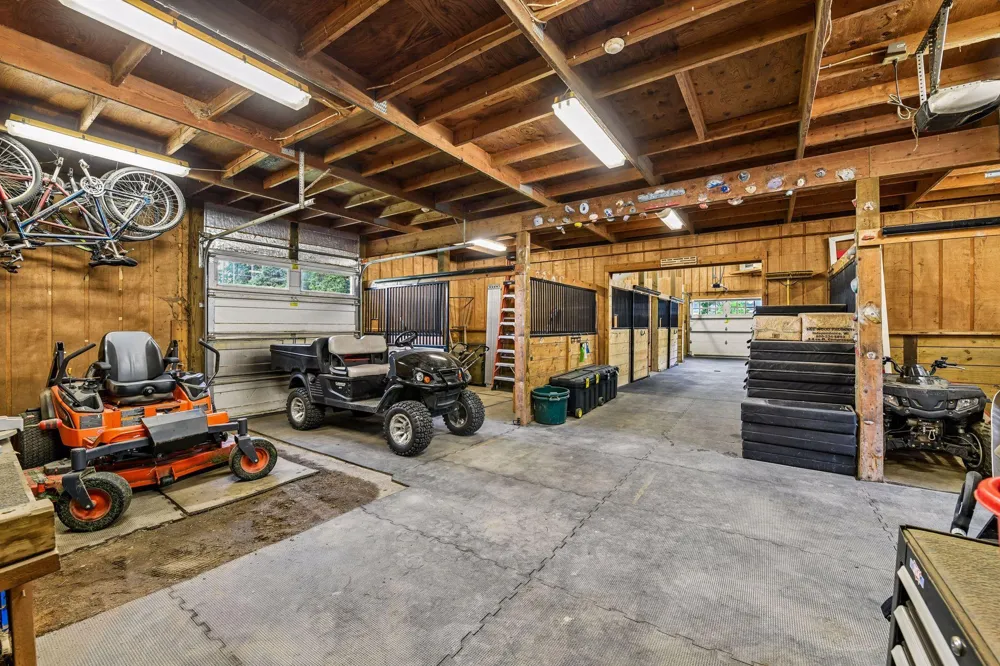 355 Stubbs Bay Road Orono, MN 55356