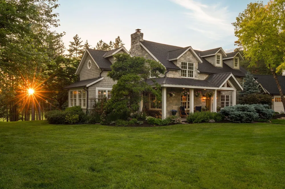 355 Stubbs Bay Road Orono, MN 55356