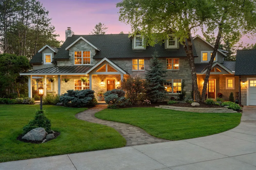 355 Stubbs Bay Road Orono, MN 55356