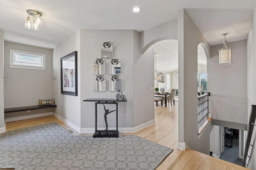 17435 Sanctuary Drive Minnetonka, MN 55391