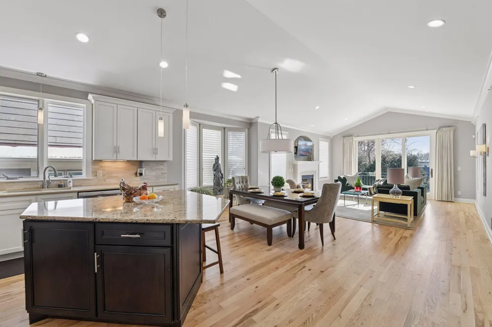 17435 Sanctuary Drive Minnetonka, MN 55391
