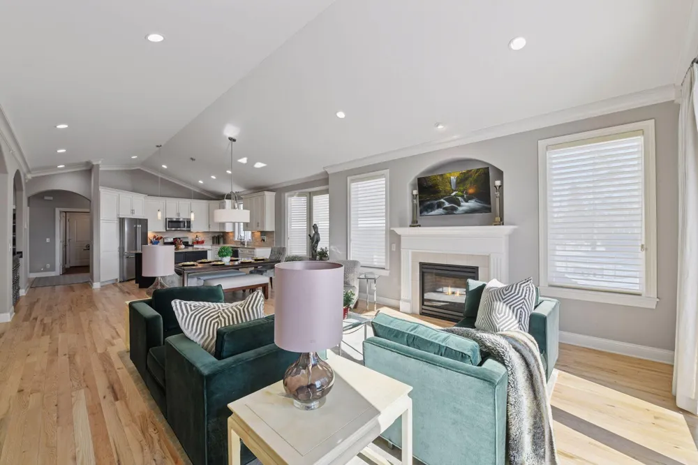 17435 Sanctuary Drive Minnetonka, MN 55391