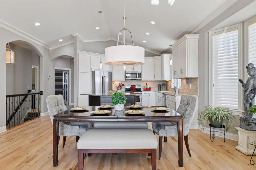 17435 Sanctuary Drive Minnetonka, MN 55391