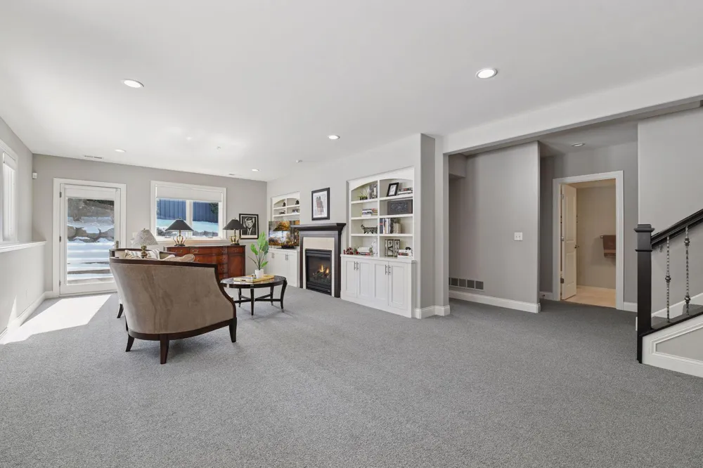 17435 Sanctuary Drive Minnetonka, MN 55391