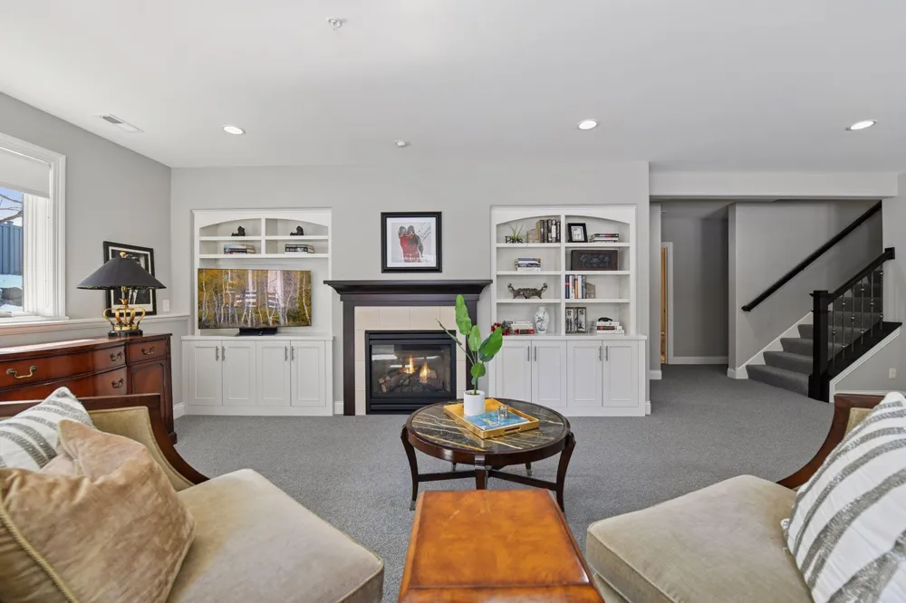 17435 Sanctuary Drive Minnetonka, MN 55391