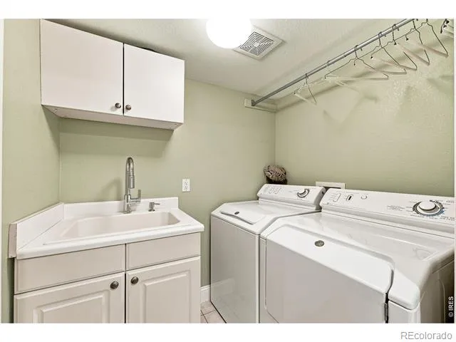 15 Arrowleaf Court Boulder, CO 80304