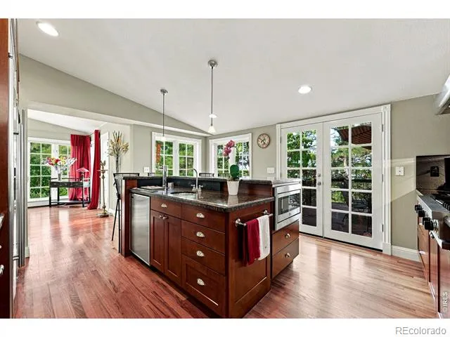 15 Arrowleaf Court Boulder, CO 80304