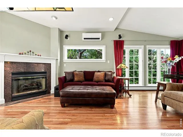 15 Arrowleaf Court Boulder, CO 80304