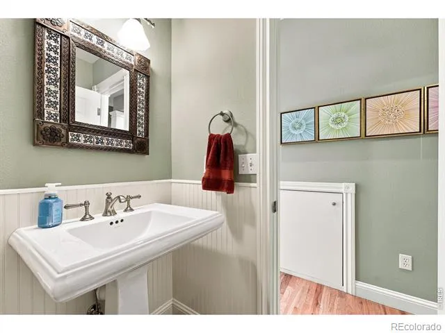 15 Arrowleaf Court Boulder, CO 80304