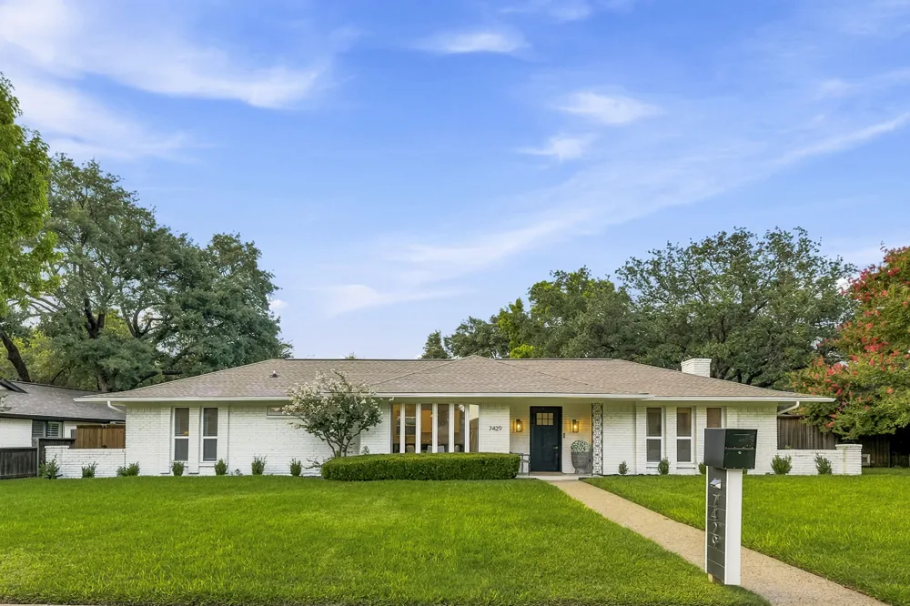 7429 Tangleglen Drive Dallas, TX 75248