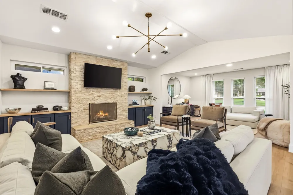 7429 Tangleglen Drive Dallas, TX 75248