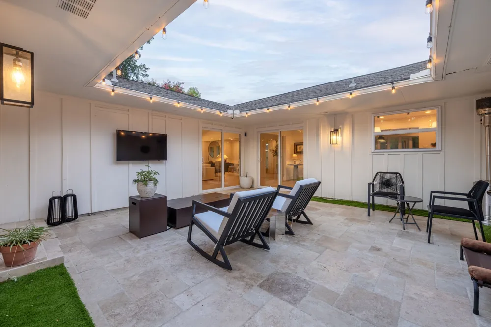 7429 Tangleglen Drive Dallas, TX 75248