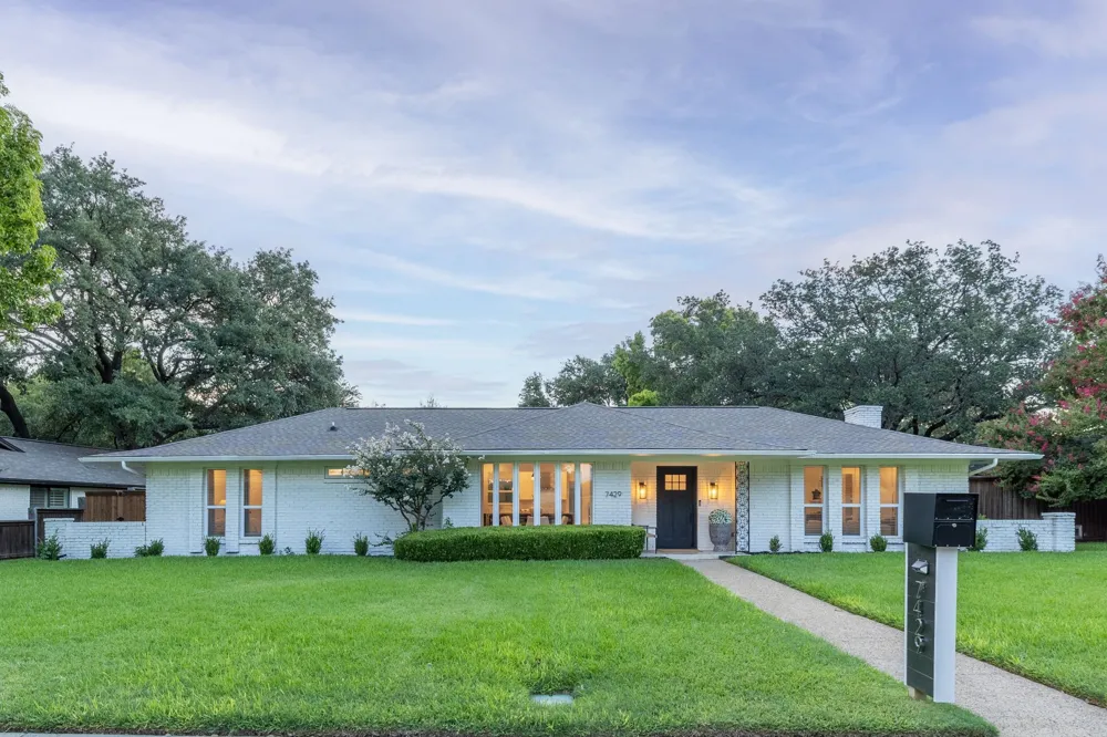 7429 Tangleglen Drive Dallas, TX 75248