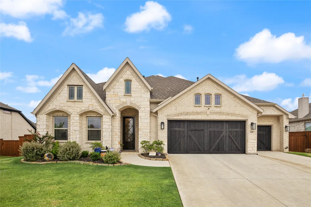 2307 Knapp Trail Mansfield, TX 76063