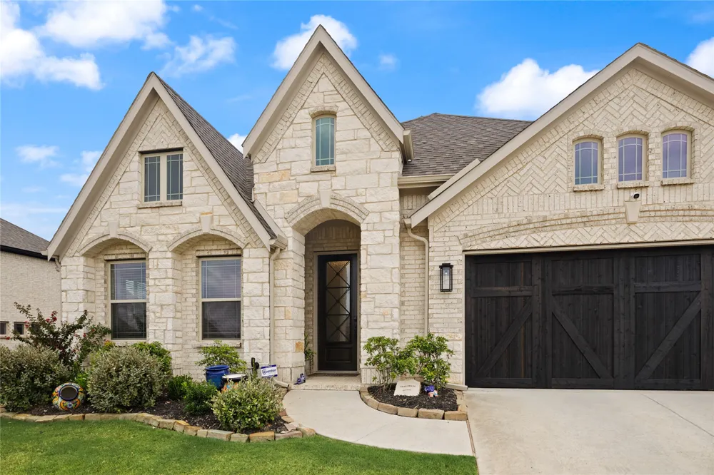 2307 Knapp Trail Mansfield, TX 76063