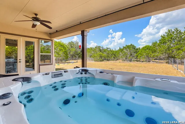 731 RIO AZUL DR Pipe Creek, TX 78063