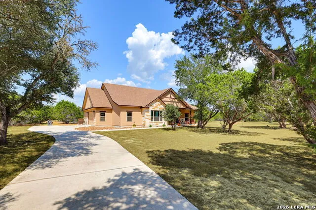 731 RIO AZUL DR Pipe Creek, TX 78063