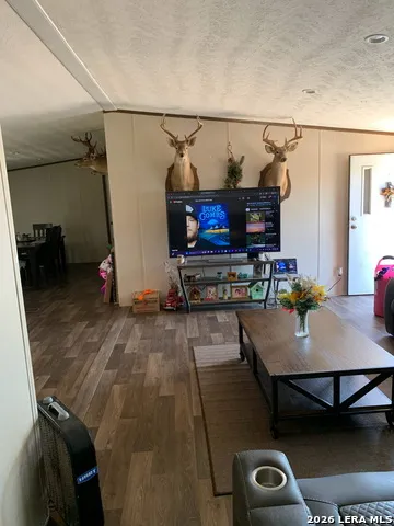 283 OXFORD ST Cotulla, TX 78014