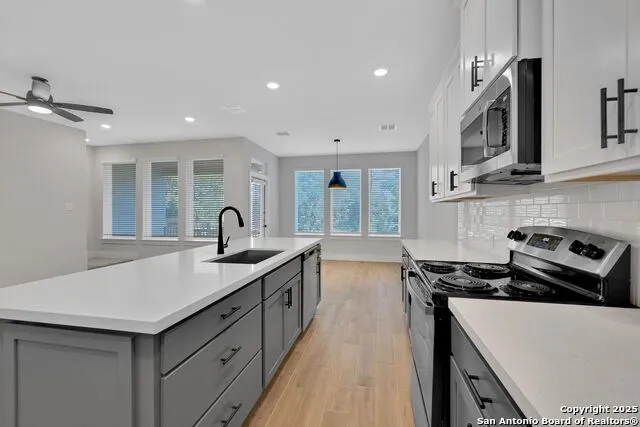 13713 GIOVANNIS GDN San Antonio, TX 78253