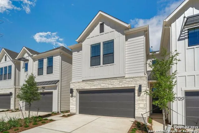 13713 GIOVANNIS GDN San Antonio, TX 78253