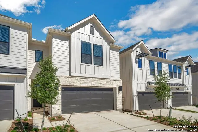 13713 GIOVANNIS GDN San Antonio, TX 78253