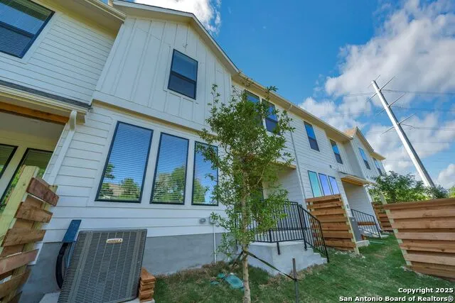 13713 GIOVANNIS GDN San Antonio, TX 78253